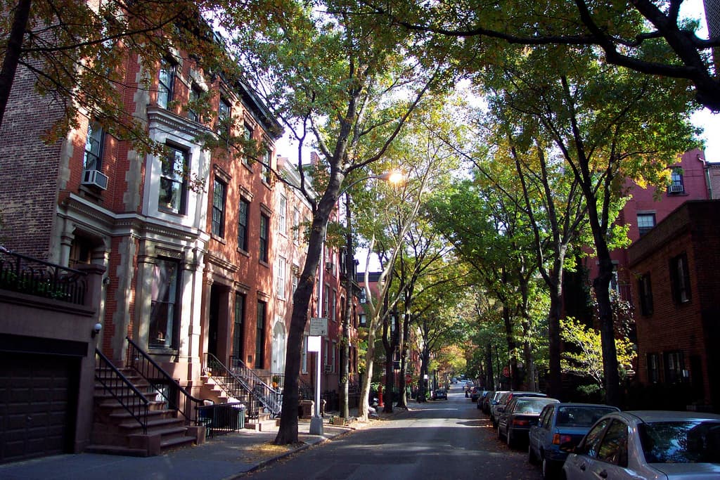 Pretty up your space on the cheap, Brooklyn buyers balking, and more