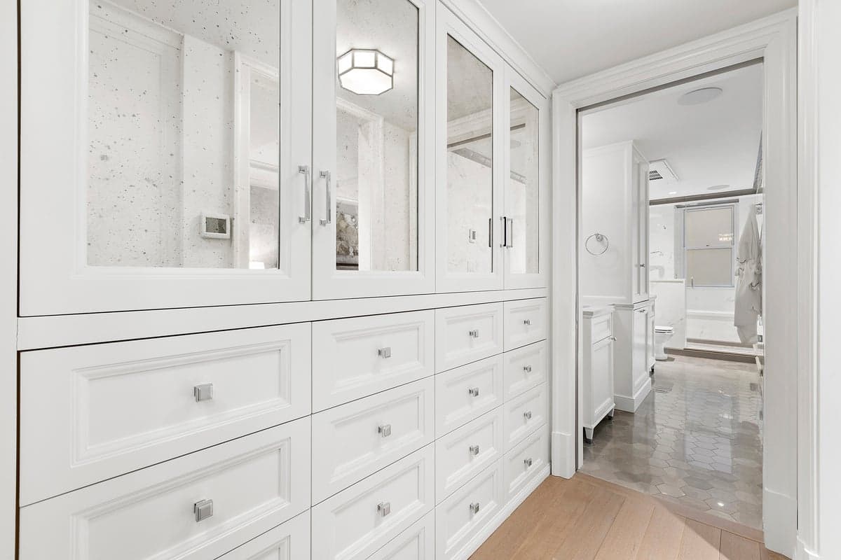 5 NYC apartments for sale with walk-in closet space