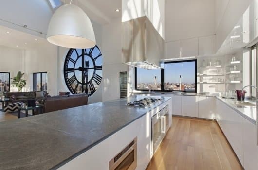 Real Estate Wants: Some seriously swanky city kitchens
