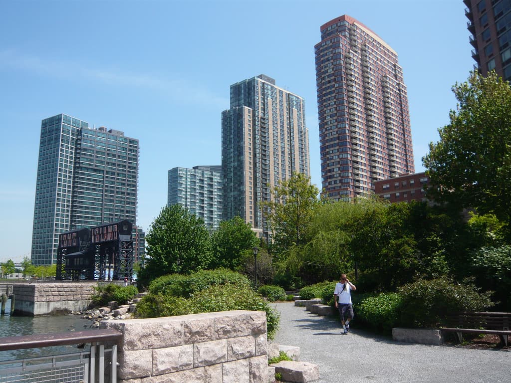 Room prices are rising faster in Queens than any other borough, says new report