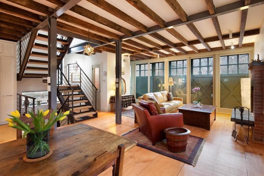 Real Estate Want: Cobble Hill carriage house summer rental