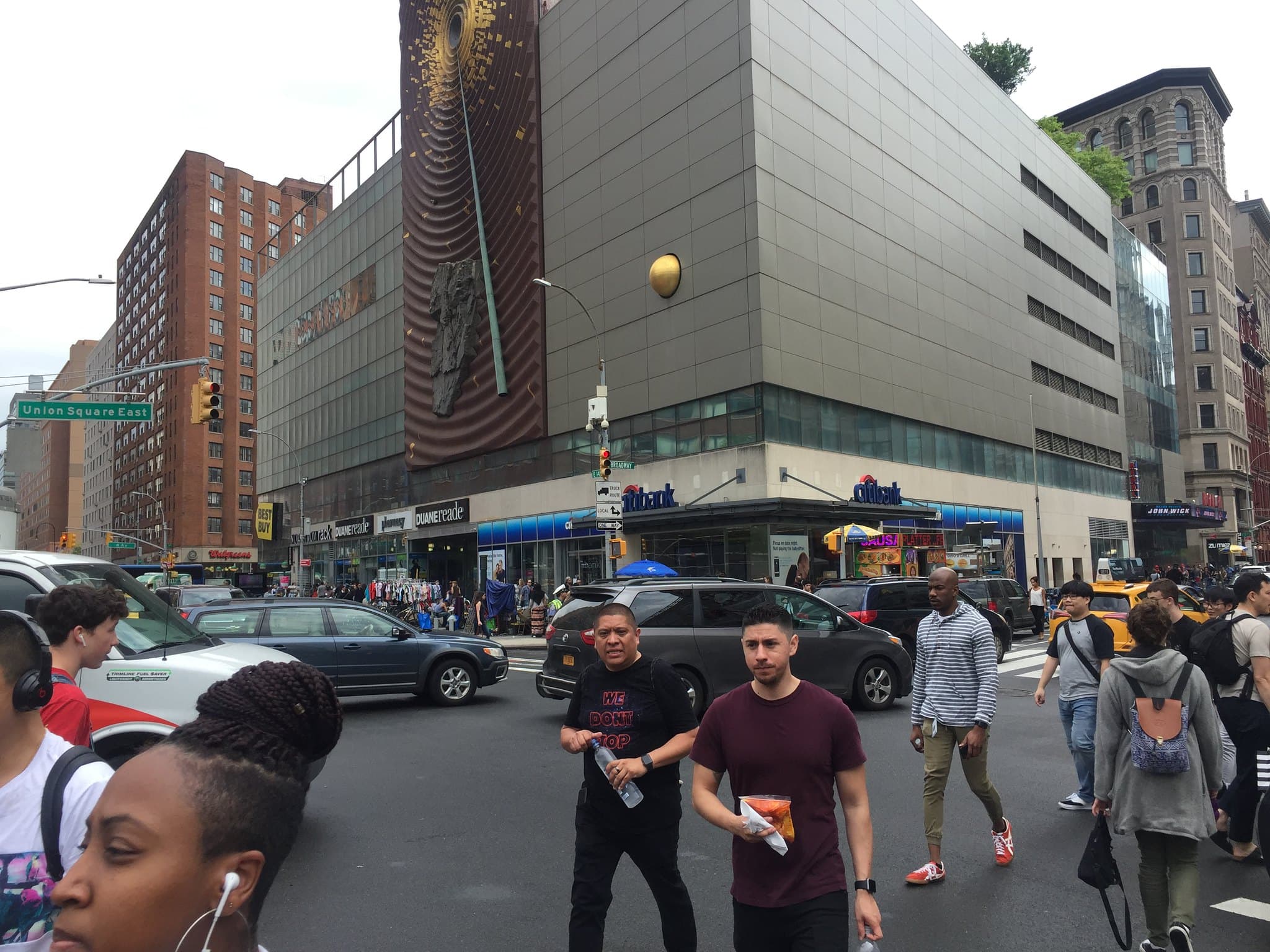 California to get 'good cause' eviction rule, AOC unveils a housing plan, & more