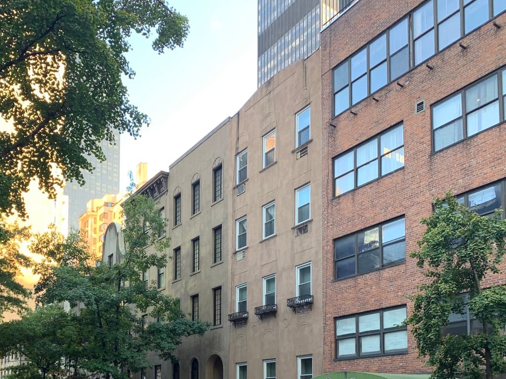 Ask Sam: Is a landlord allowed to 'warehouse' vacant apartments?