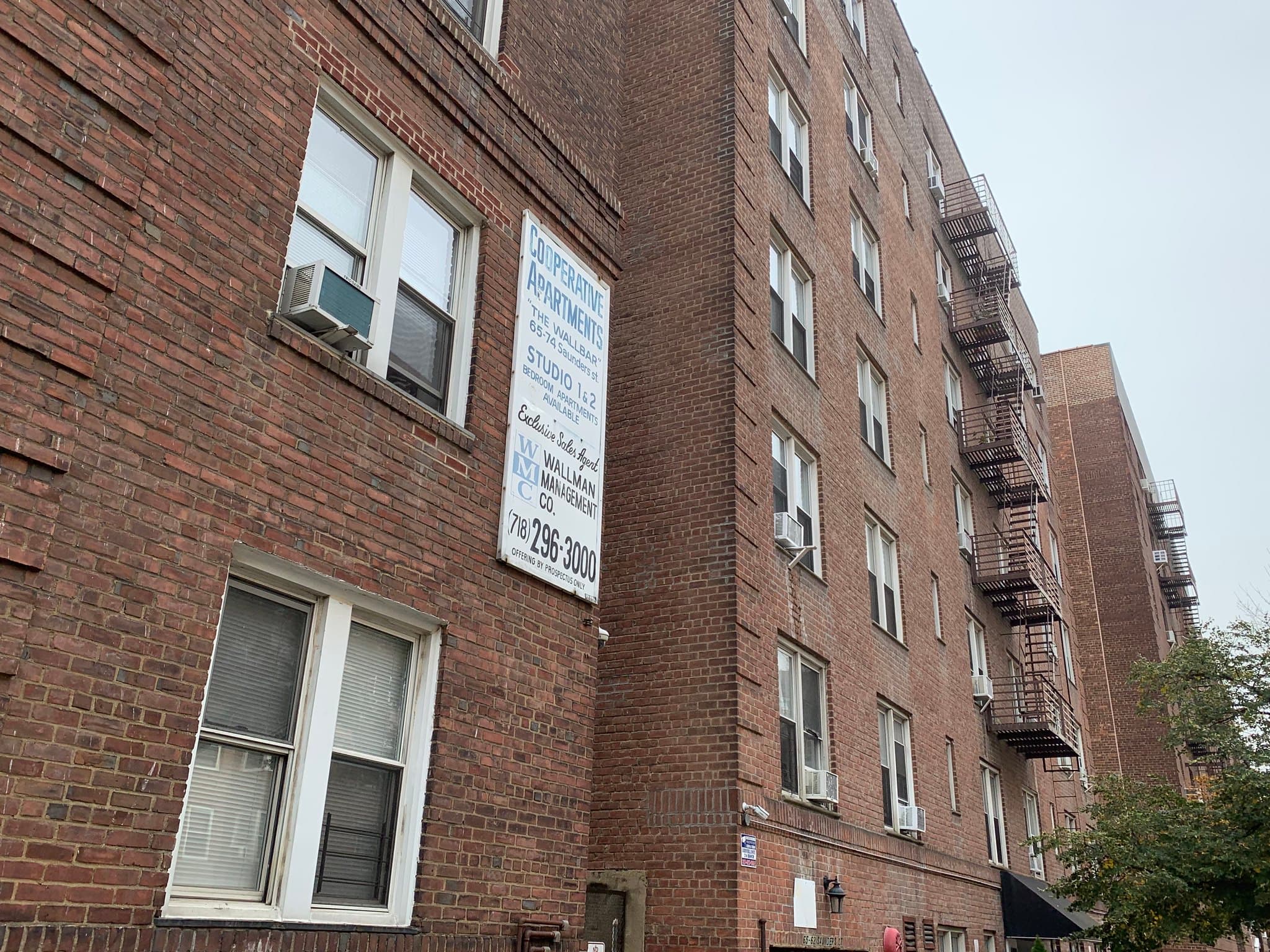 I changed agents in the middle of my apartment hunt. Who gets the commission if I buy? 