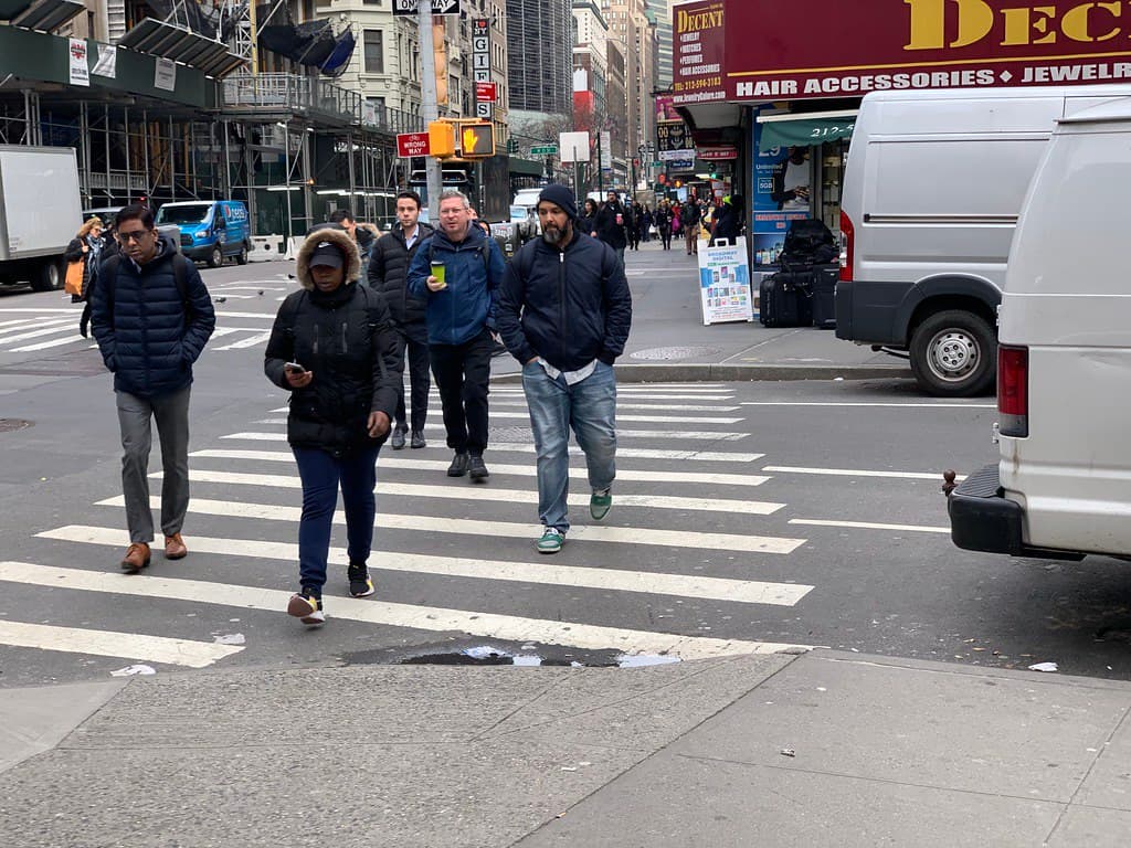 Giving all NYers a security deposit alternative, Tribeca luxury sales beat Hudson Yards, & more 