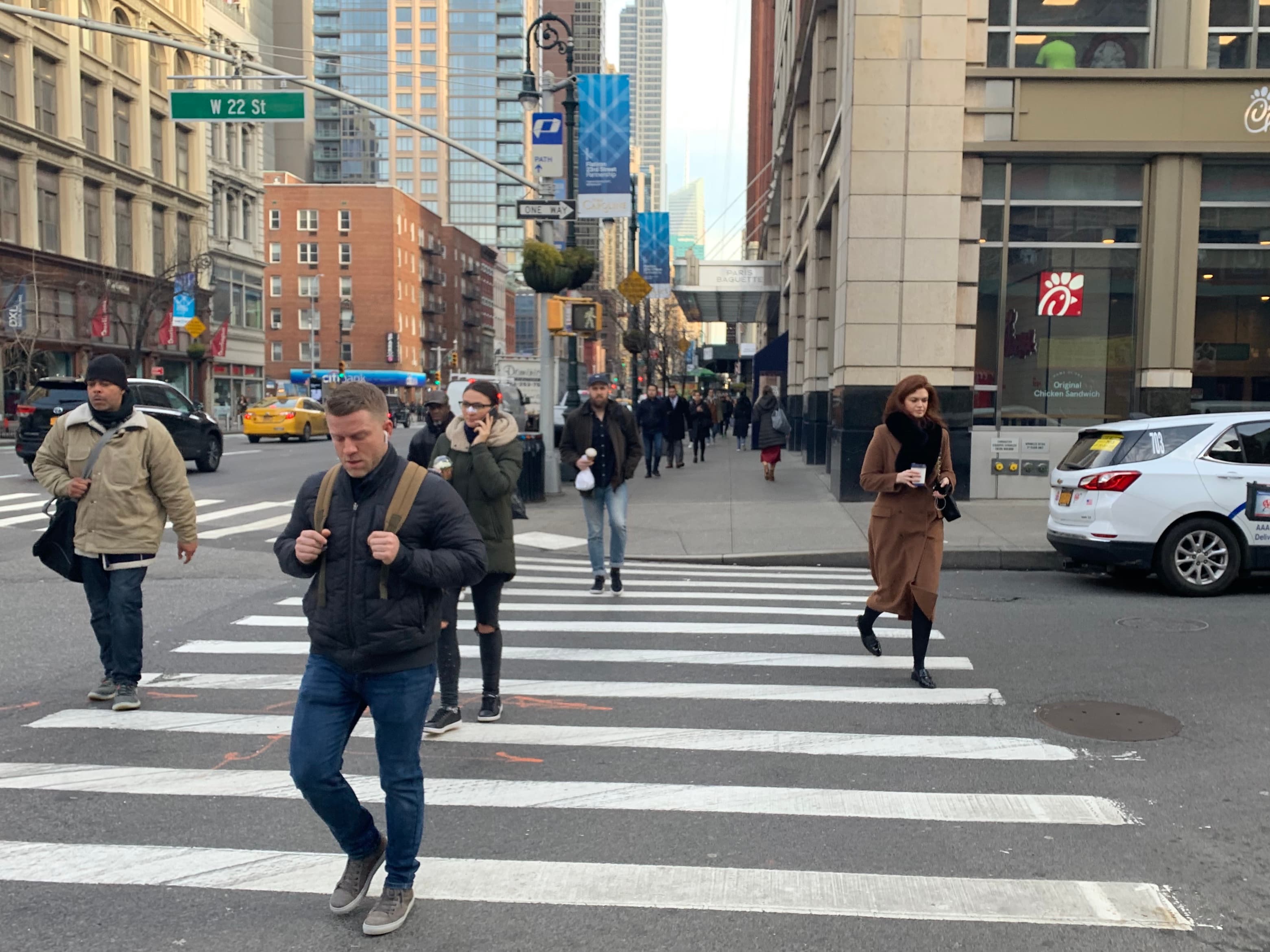 LIRR discounts tickets for Queens commuters, Anne Hathaway's penthouse hits market, & more