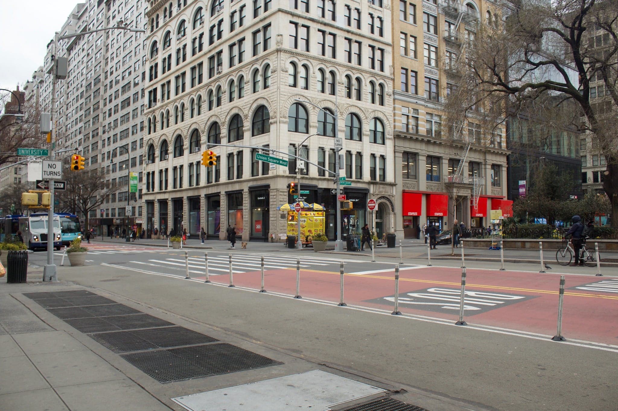 A ‘startling’ number of Manhattan sellers yanked listings off the market last week