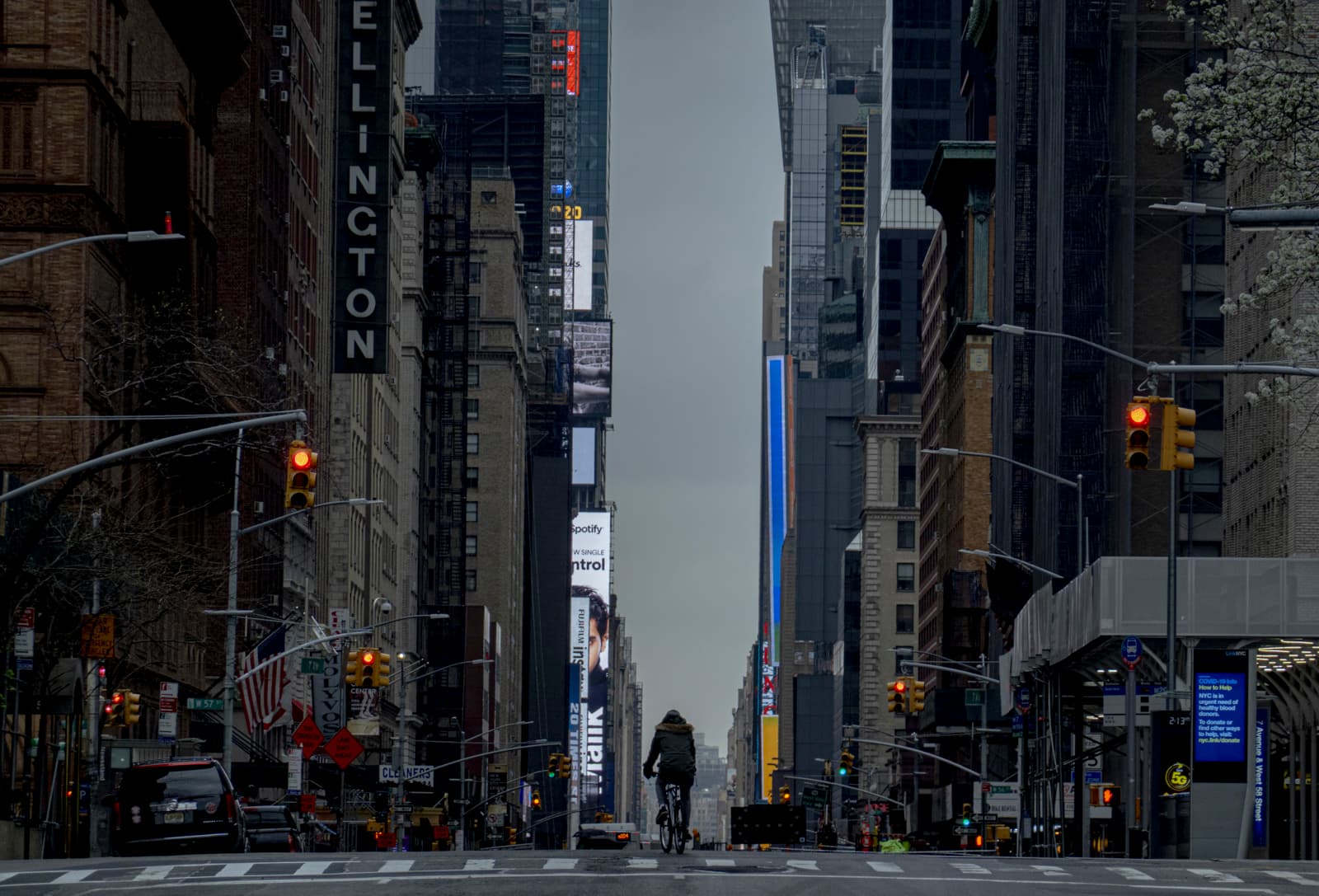 Fines for not social distancing, Airbnb hosts blast relief package, & more