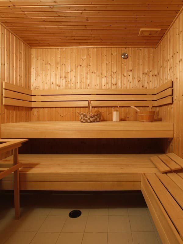 Real Estate Want: A home spa set on defrost