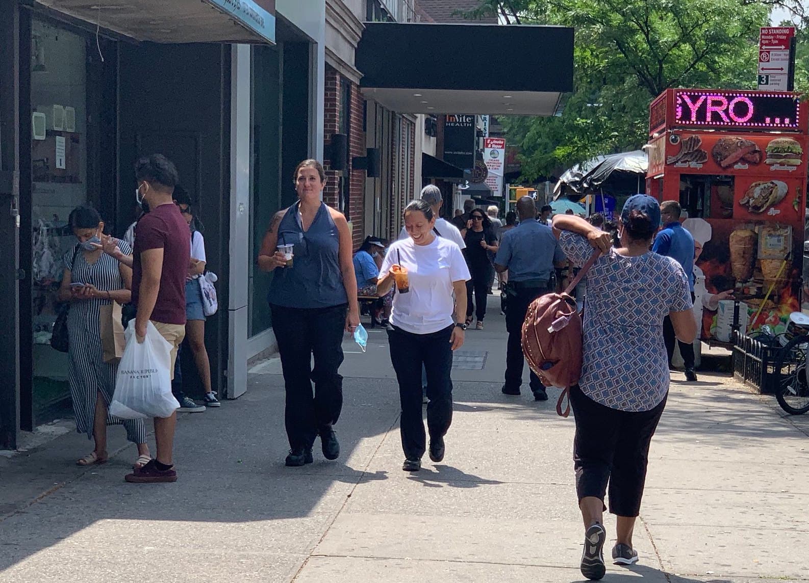 Suburbs vs. outer boroughs, NYC renters nab deals, & more