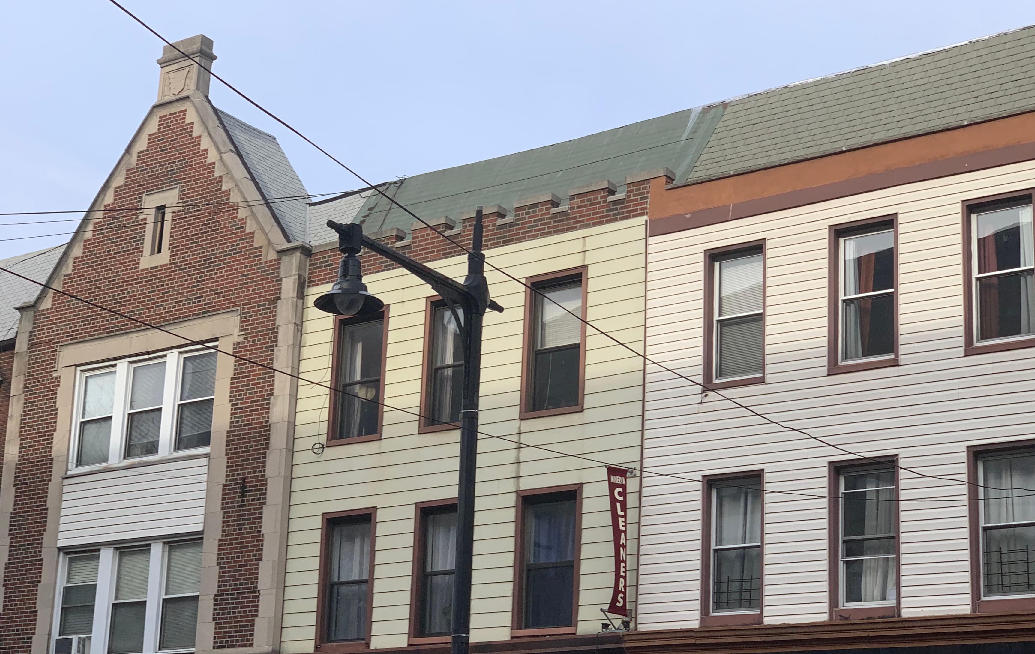 What it’s like living above a NYC bar, restaurant, subway stop, and more