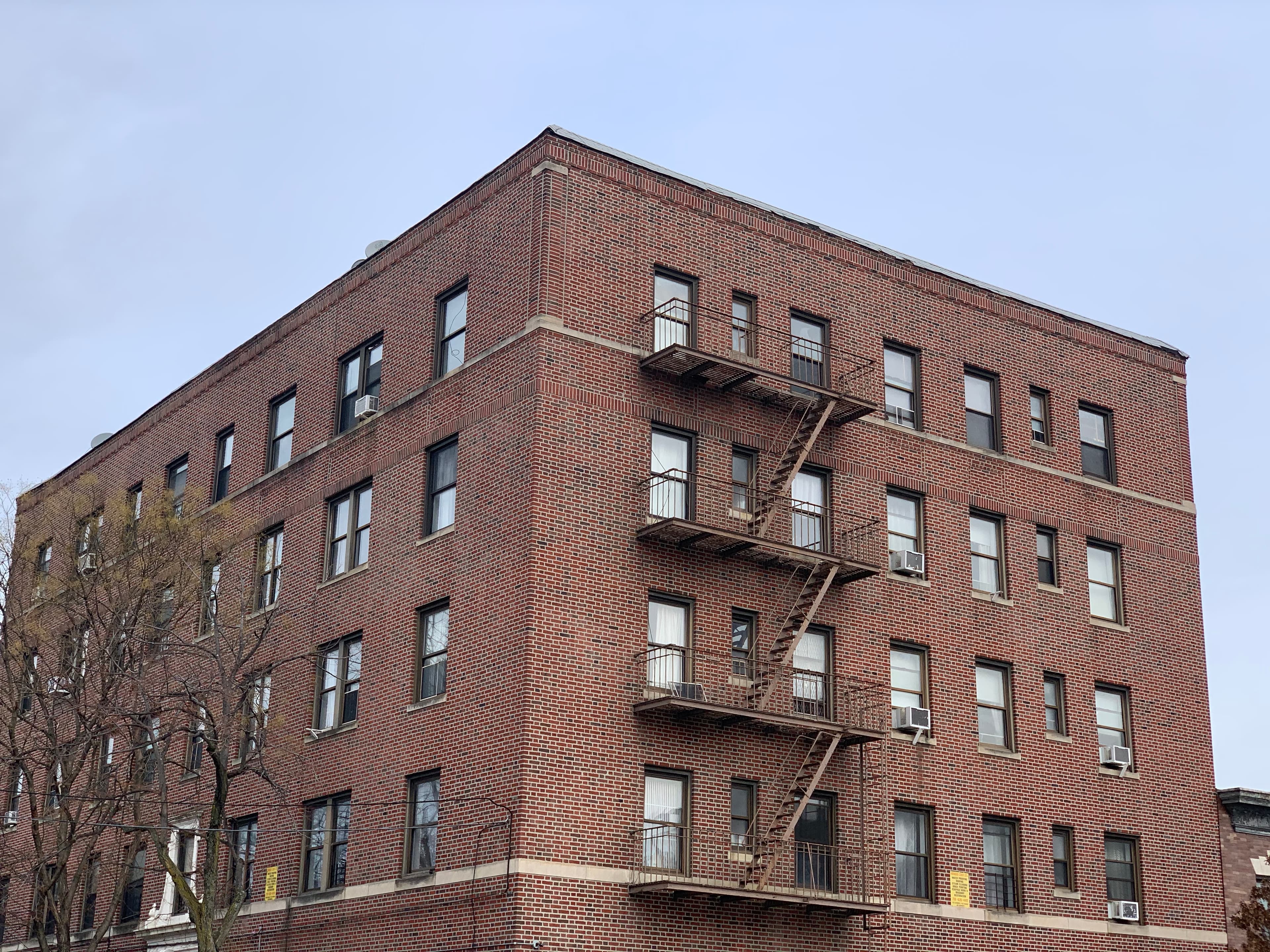 Questions renters should ask to avoid living in a badly managed building