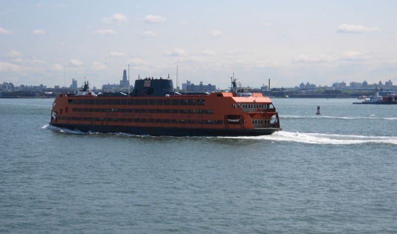 Hipsters "flock" to Staten Island, holiday gifts for homebodies, and more