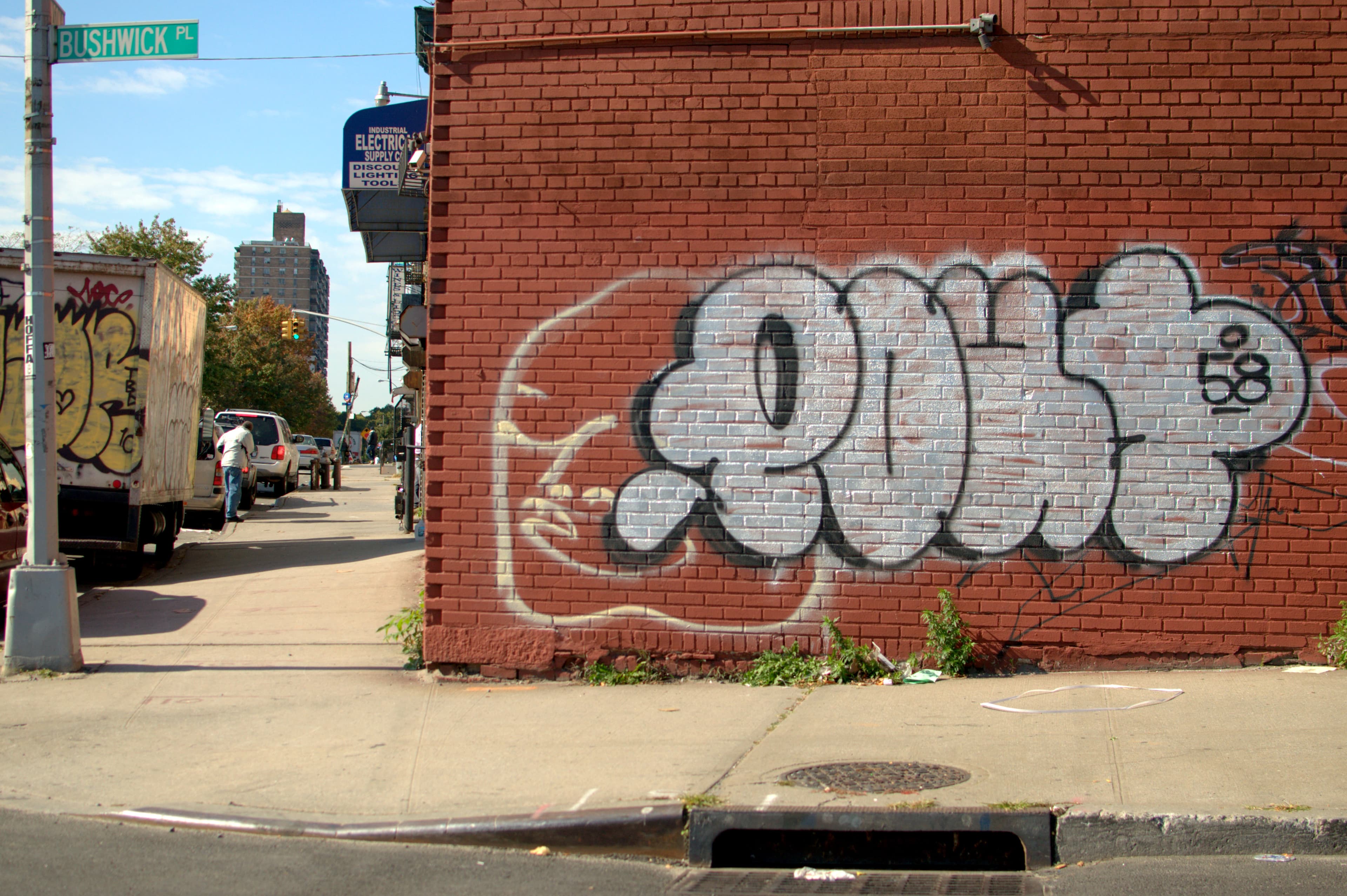 Bushwick gets some Queens competition, relatively cheap Hamptons houses, and more