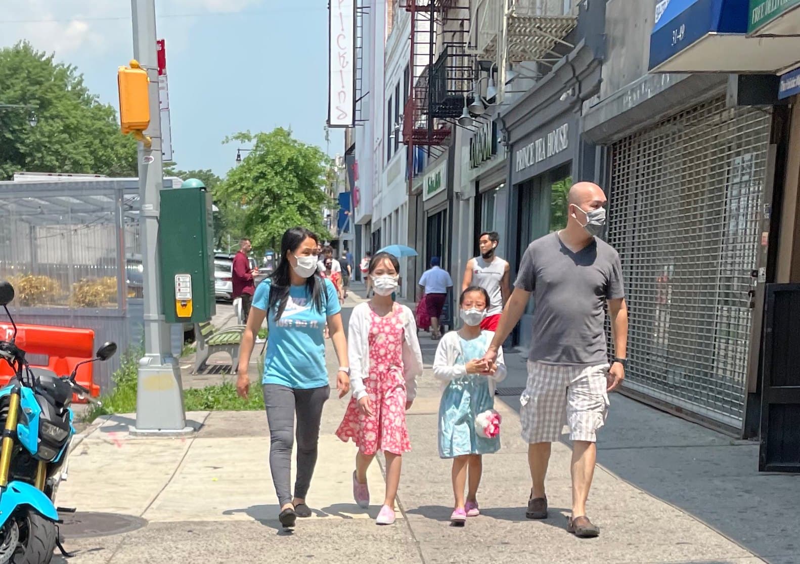 Whisper listings for mid-priced homes, 15 Hudson Yards sued by housing lottery winners, & more