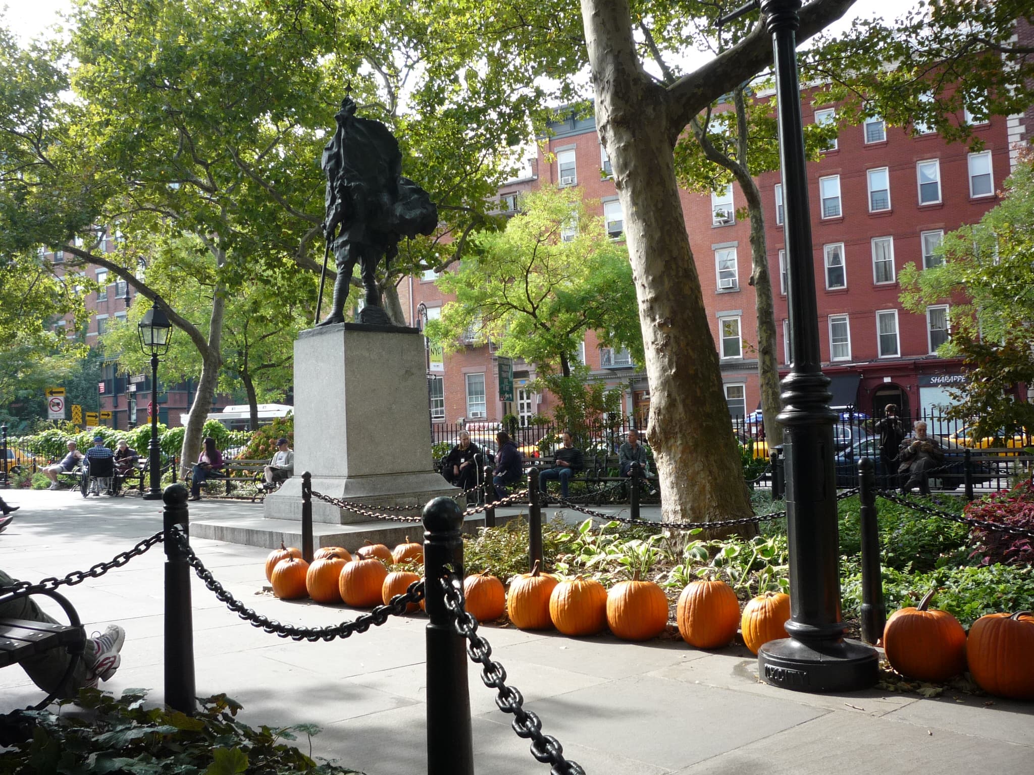 Cuomo assembles a panel on MTA funding, a local bartender is killing it on Jeopardy, more