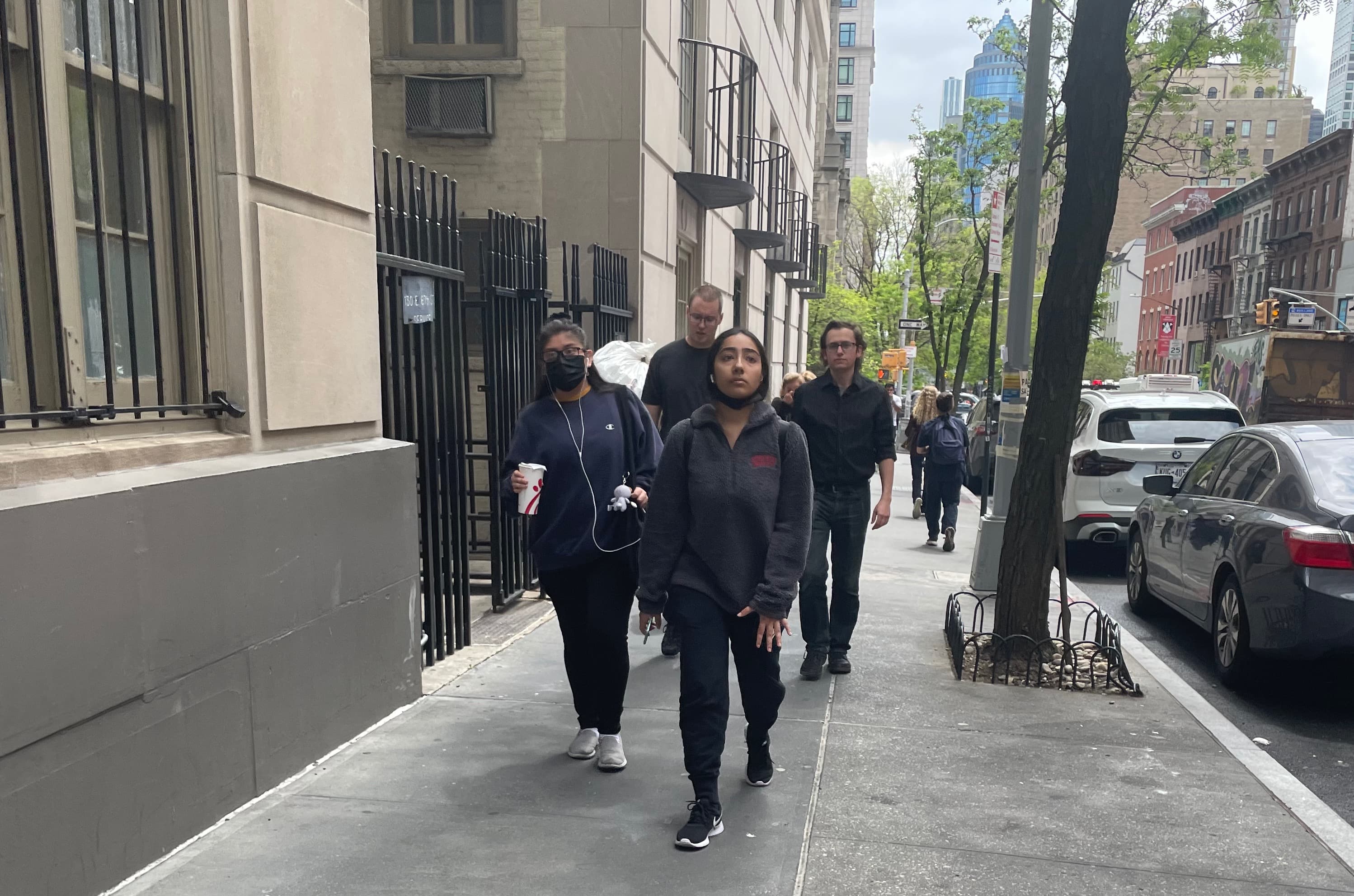 Sales market calms down, a facelift for your IKEA kitchen, & more