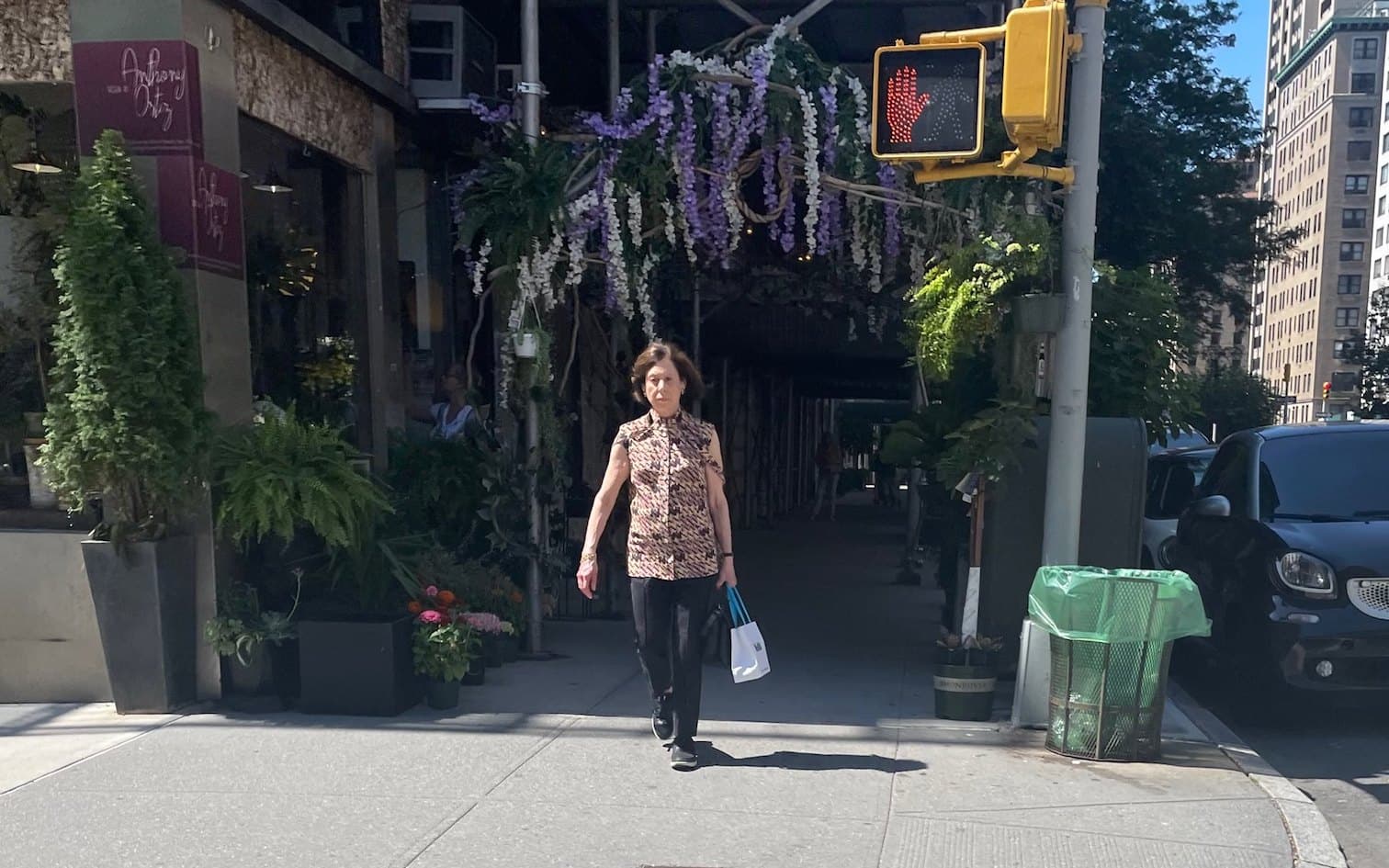 Actor joins fight for mansion, Staten Island's rising prices, & more