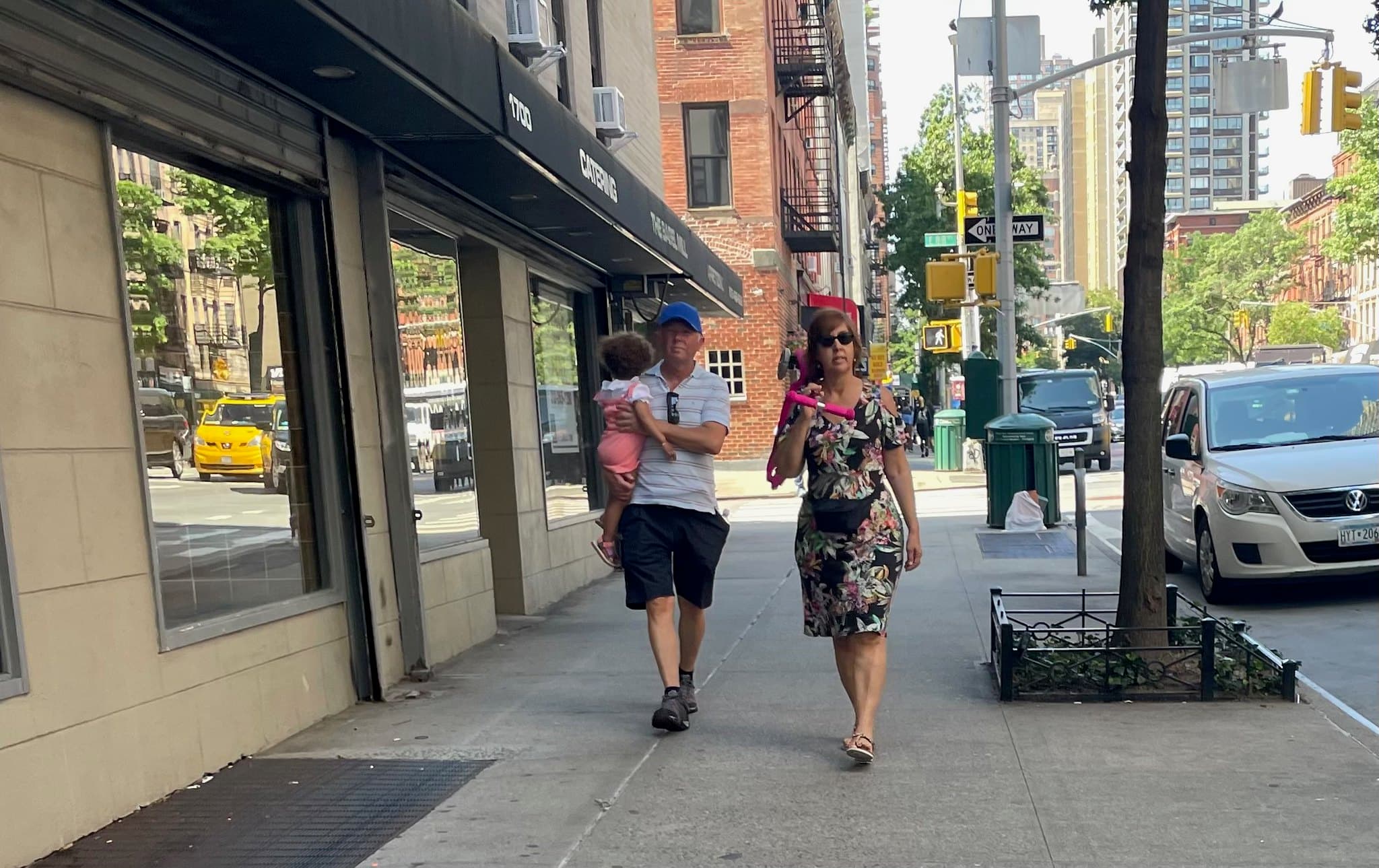 A shower in the kitchen, Citysnap takes on StreetEasy, & more