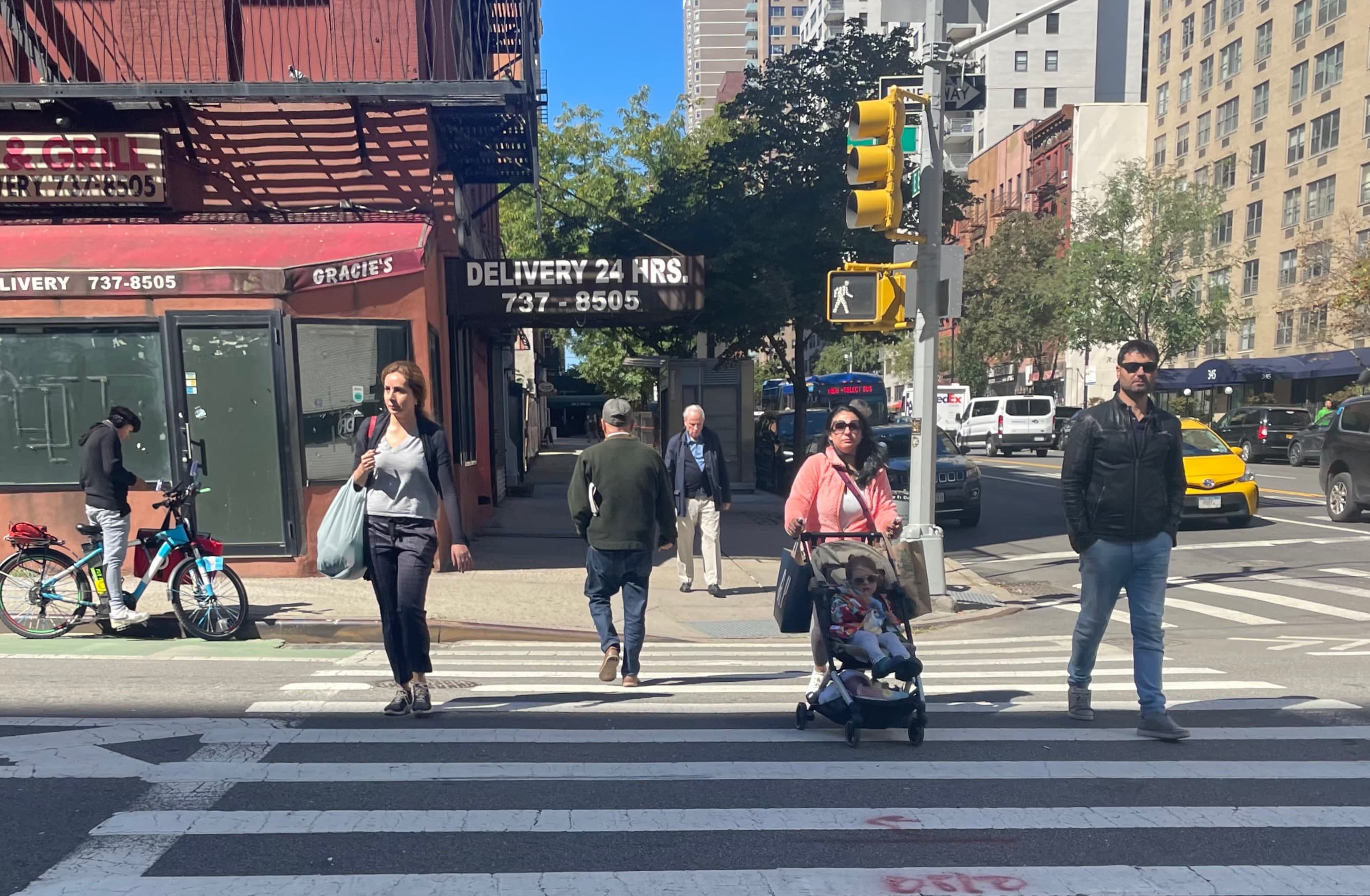 Illegal Airbnbs pervade NYC, 22-year-old scaffolding dismantled, & more