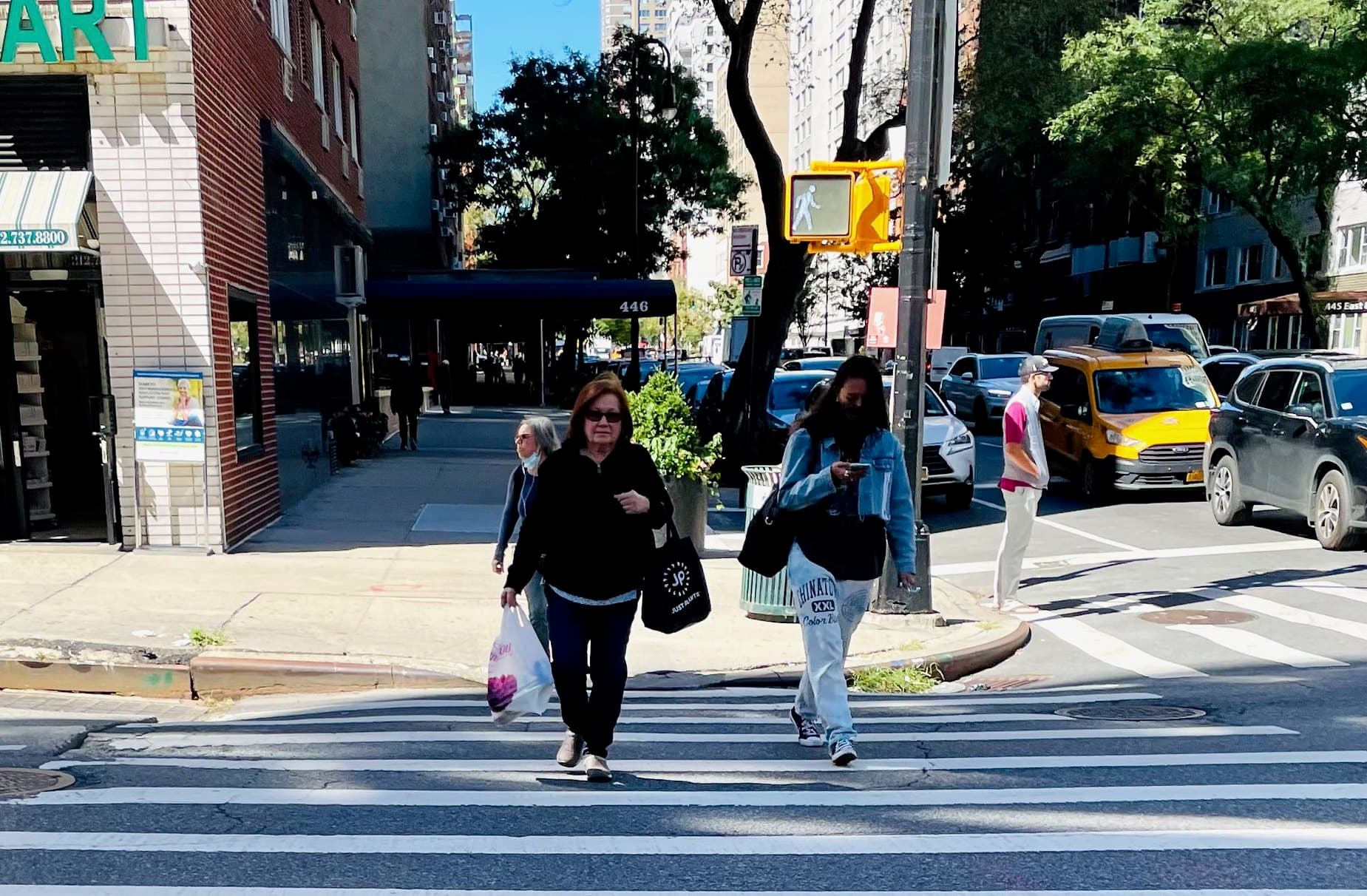 Starter homes disappear, an 80-square-foot apartment, & more