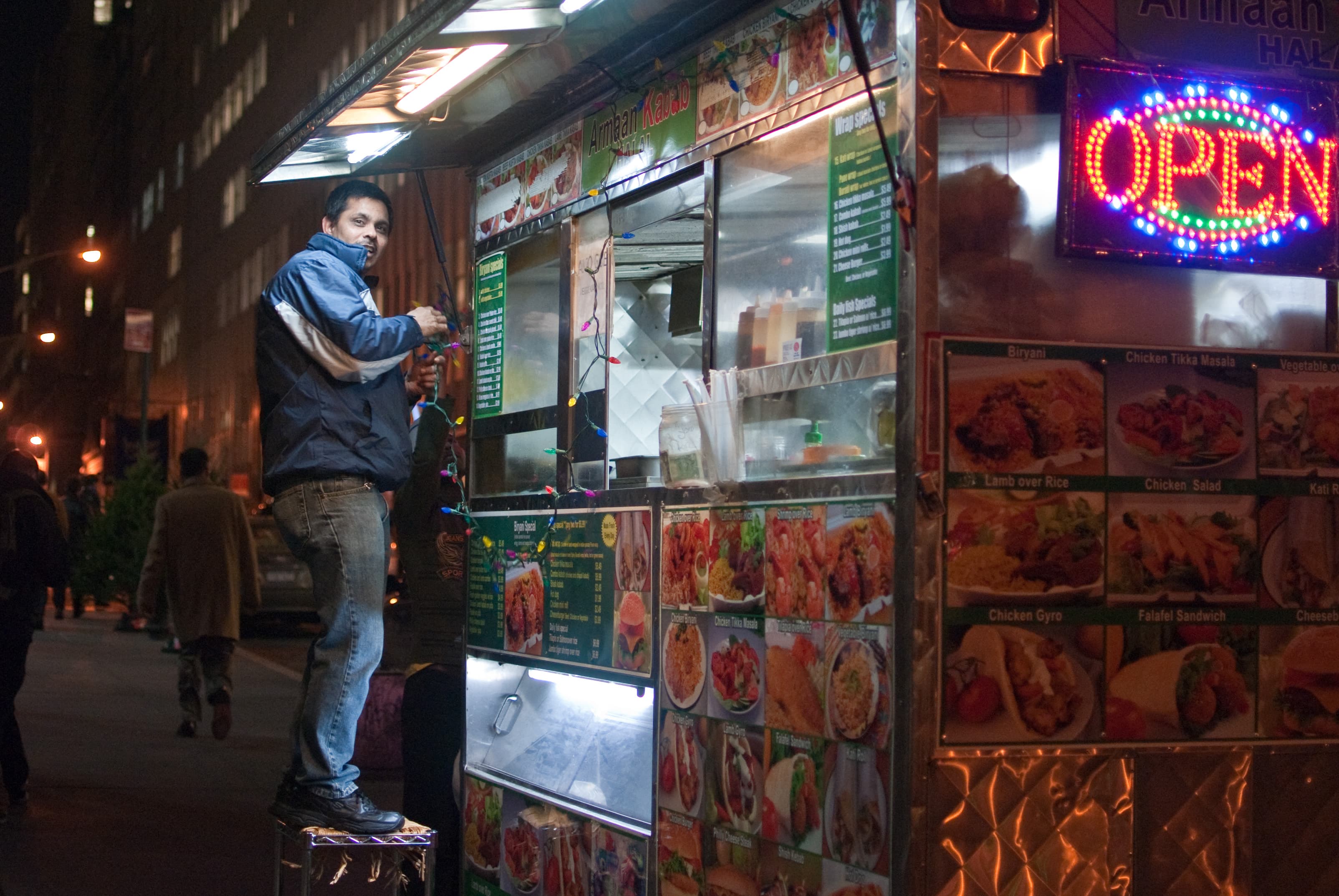 I lived next to a street food cart garage—and it didn't exactly stink, at least to my dog