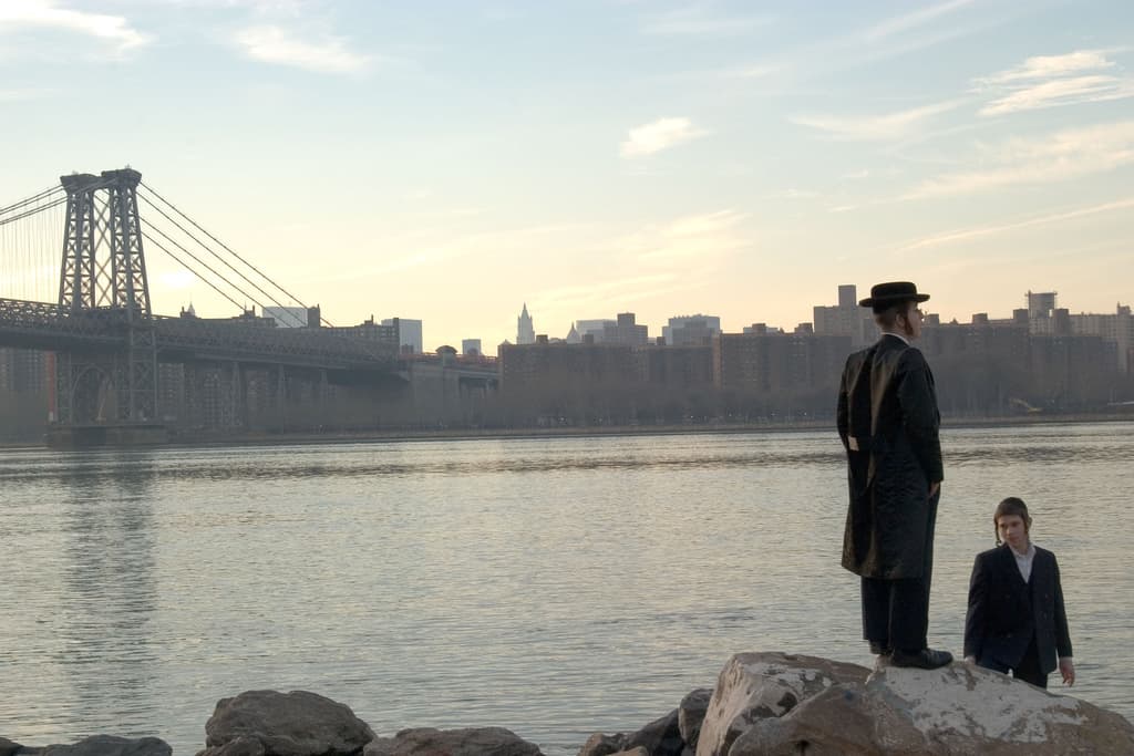 Record home prices in the Bronx, L train shutdown ferry details, & more 