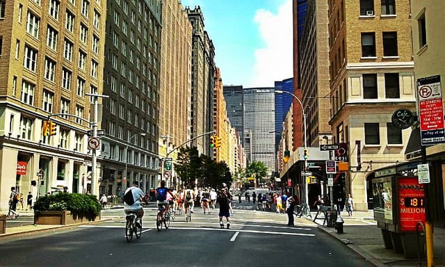 When to put the for-sale sign on your NYC apartment