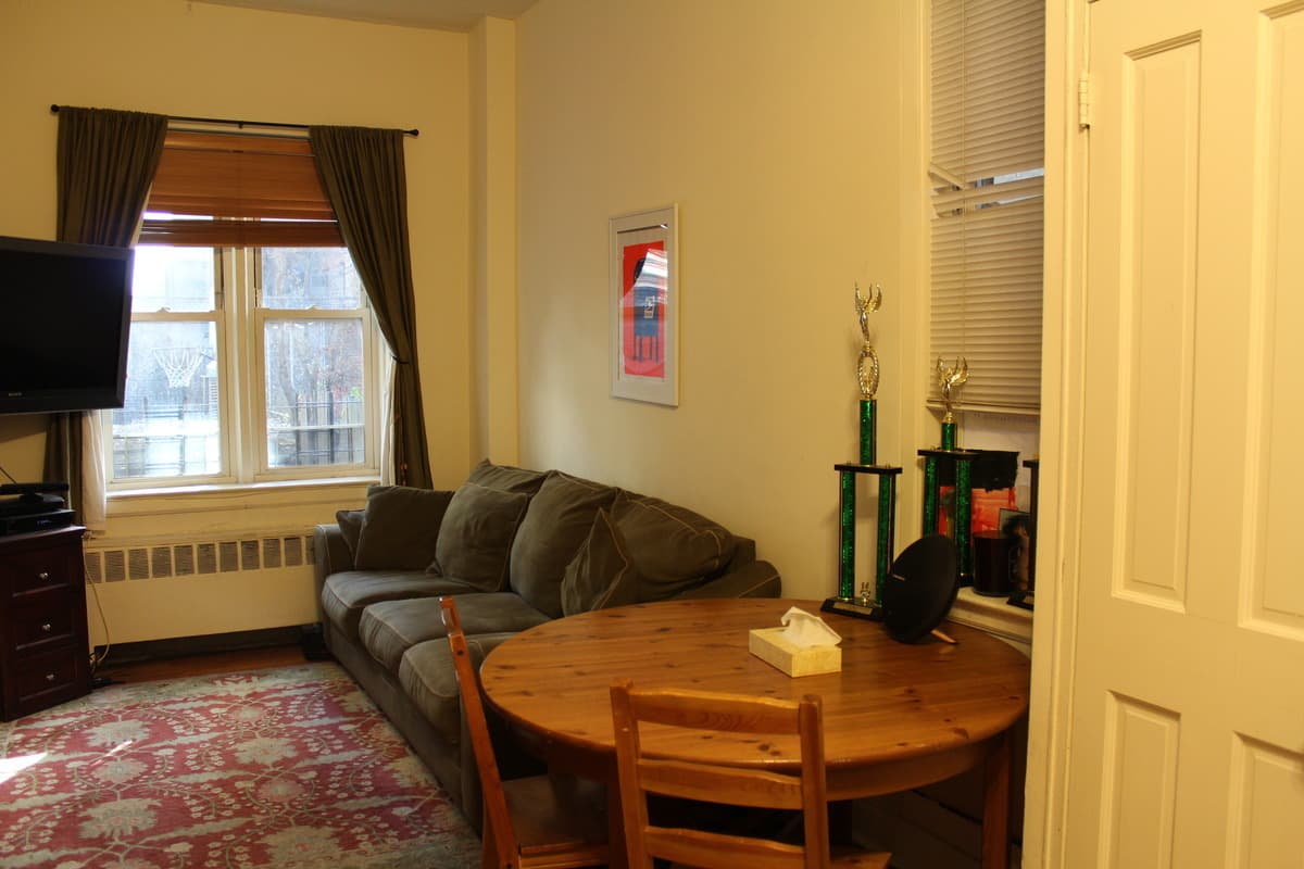 This two-bedroom Yorkville duplex has several serious pros and cons 