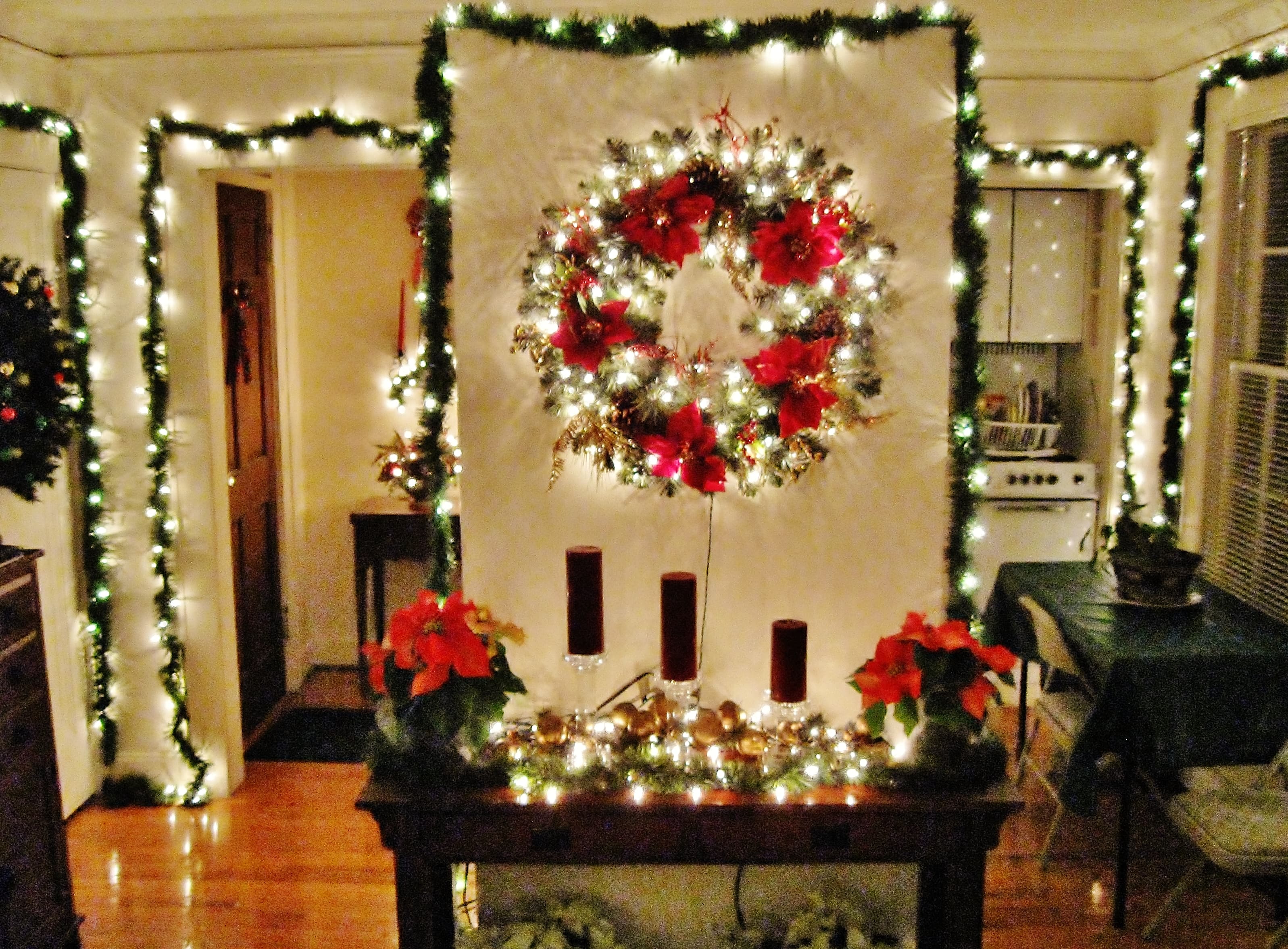 Decorate your digs like a winter wonderland, not a North Pole explosion