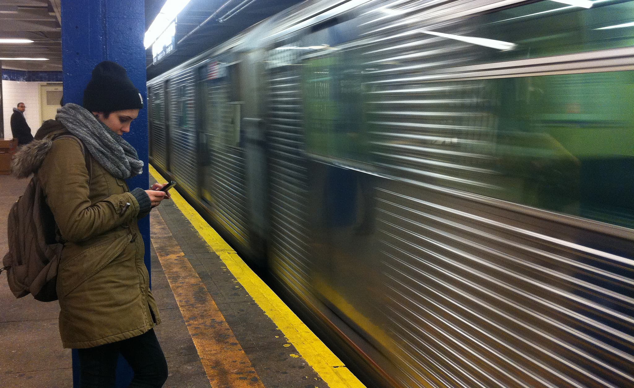 Subway cell phone etiquette, how to ditch a bad roommate, and more