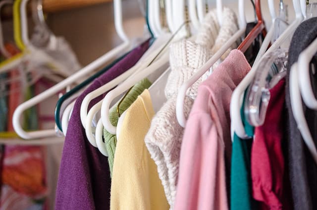 Everything you ever wanted to know about banishing closet clutter