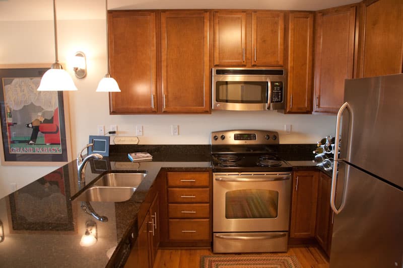 Showing your apartment? Tips to stay sane during the process