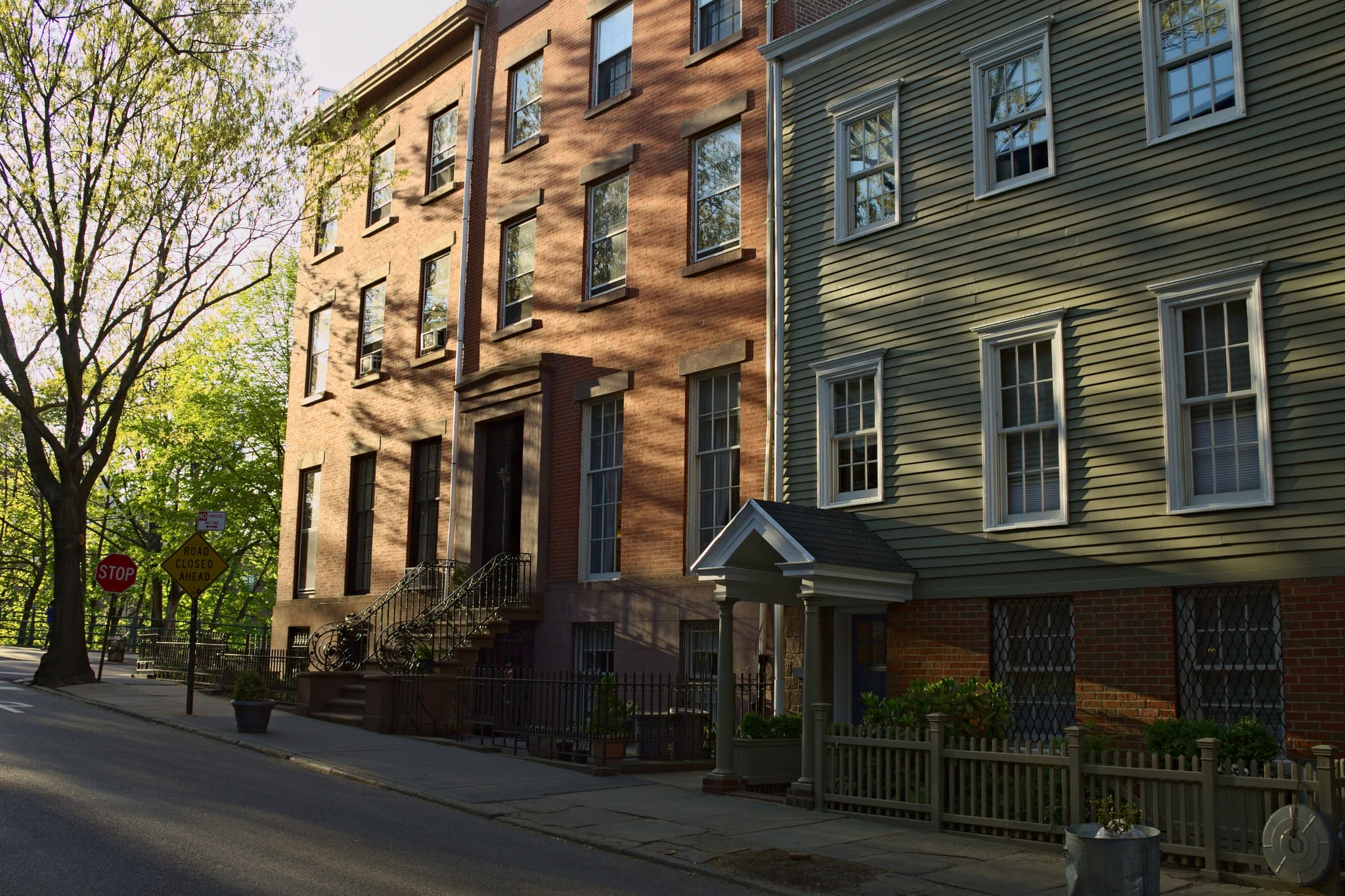 Brooklyn's flood of wealthy renters, subway ridership takes a dip, and more