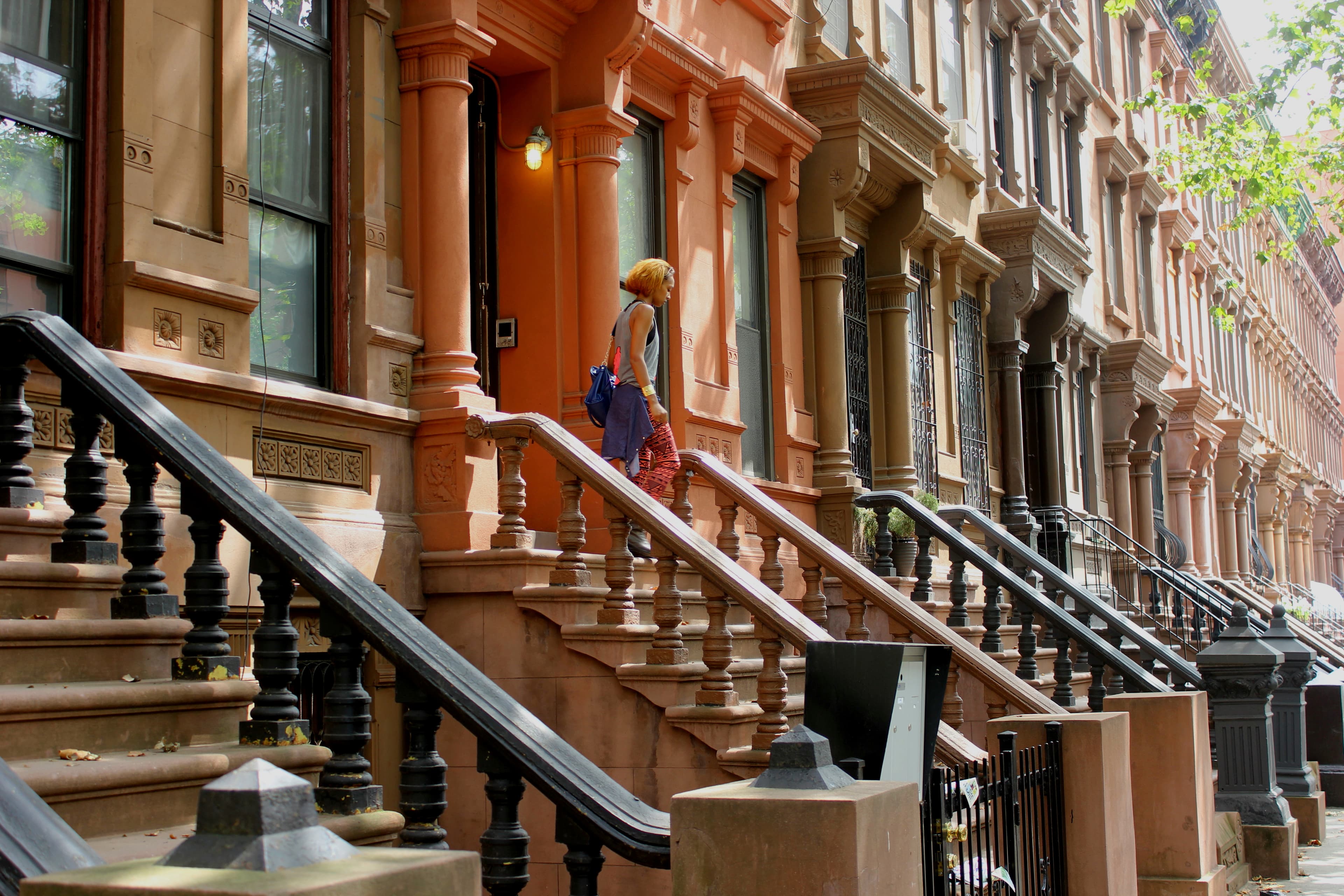 Beyoncé sells her Midtown pad, the Miss Subways pageant returns, more 