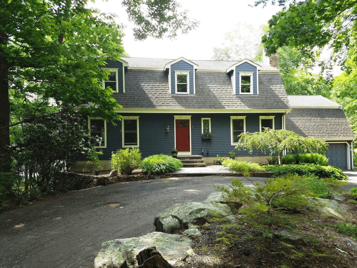 A waterfront four-bedroom house that's halfway between NYC and Boston