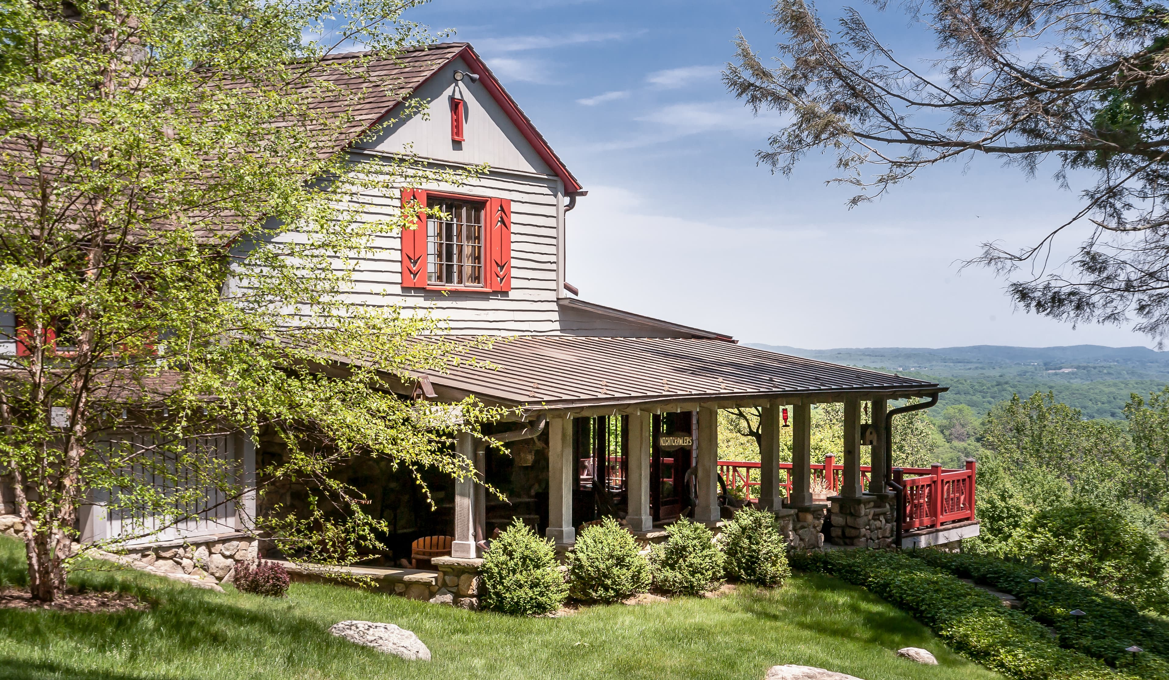 An Adirondack-style house in Carmel, New York