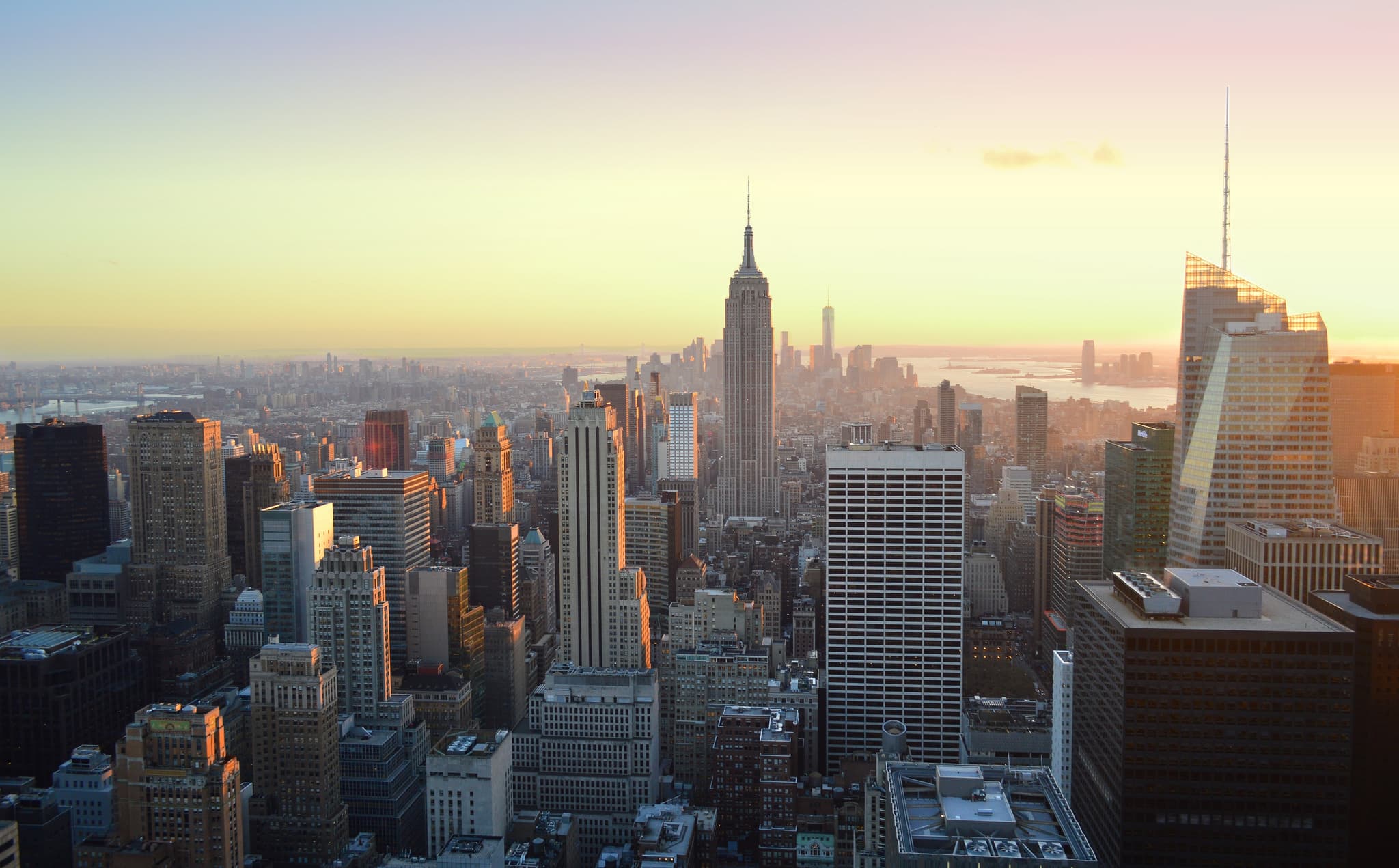 Manhattan market hits the 'reset' button as prices and sales continue to drop