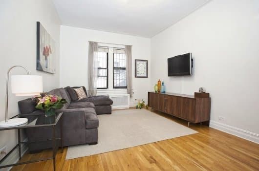Four months and counting, why is this Carnegie Hill two-bedroom still on the market?