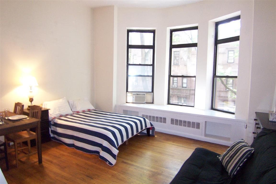 This $2,015 furnished UWS studio seems perfect for incoming students