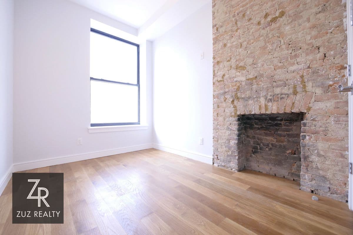 This three bedroom in Bedford-Stuyvesant is simple, but it looks nicely renovated