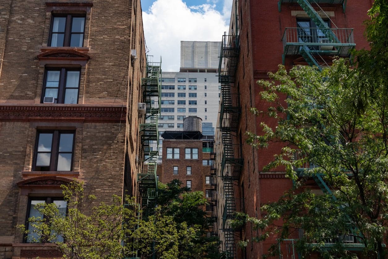 6 ways to break your NYC apartment lease