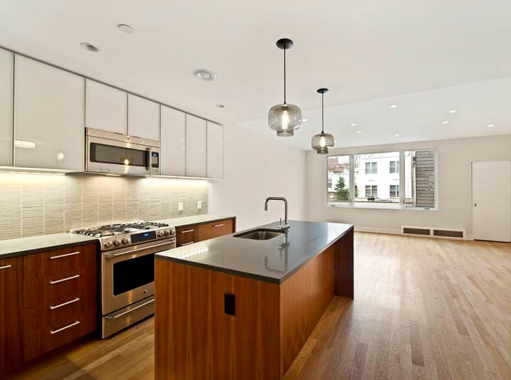 Take It Or Leave It: Would you pay $4,400/month for this loft-like Carroll Gardens 2-bedroom?
