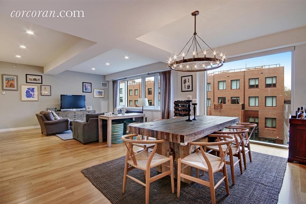 This $2.75 million Carroll Gardens three-bedroom has an amenity that's hard to beat