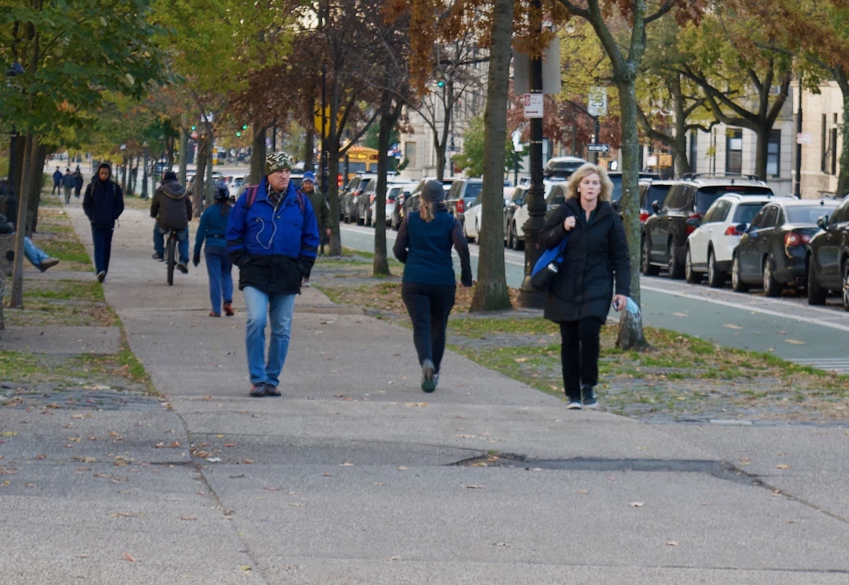 Bushwick's trash problems, Hamptons 'Succession' house sells, & more