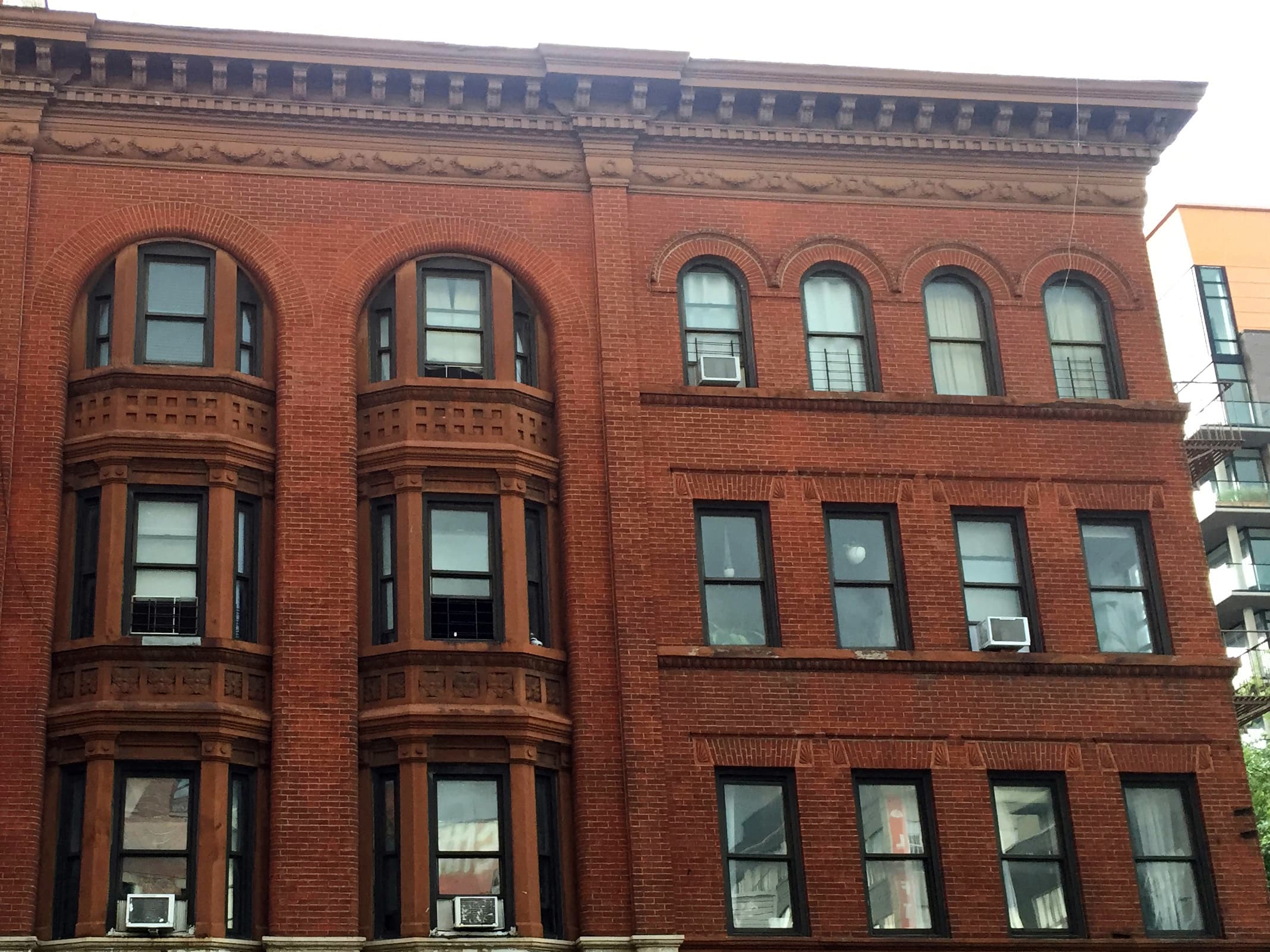 For 13 years I asked the landlord to fix the ceiling. Then it rained inside my kitchen (video)