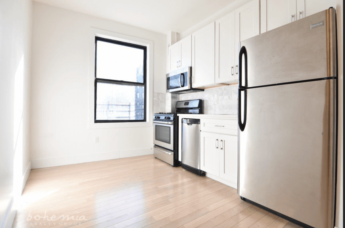 Would you rent this bright one bedroom next to Harlem River Park, for $1,900? 