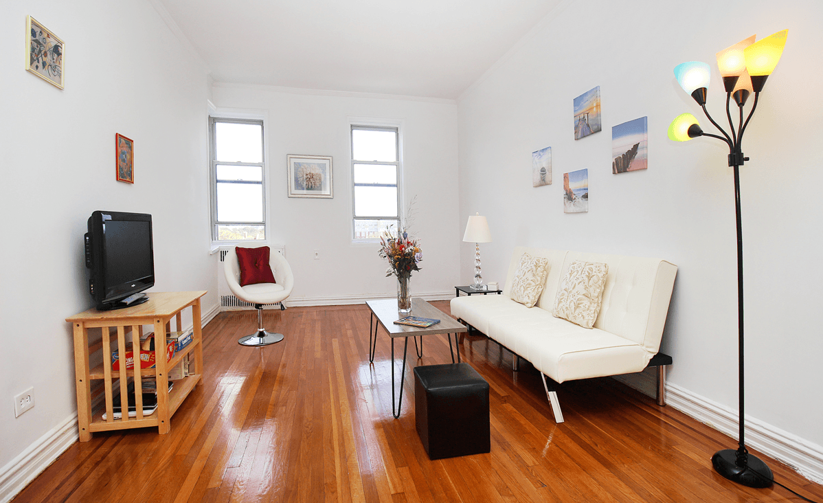 A Windsor Terrace one-bedroom with four closets and an entry foyer for under $500,000
