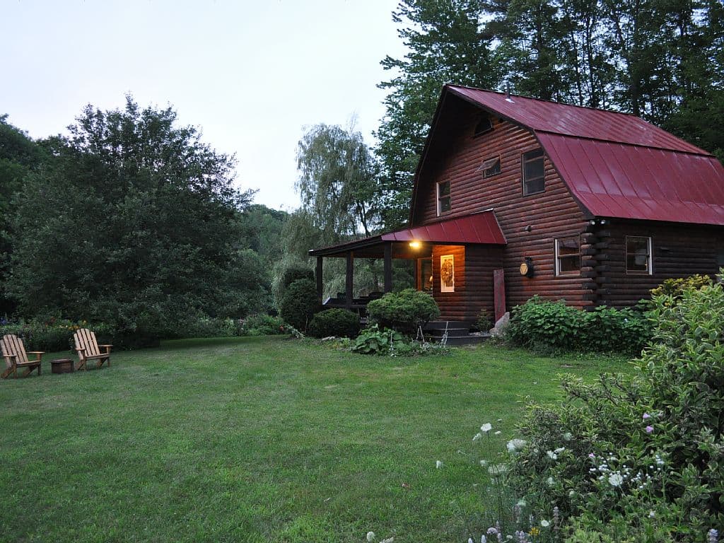 This Vermont cabin can be your end-of-season ski getaway or summertime vacation spot