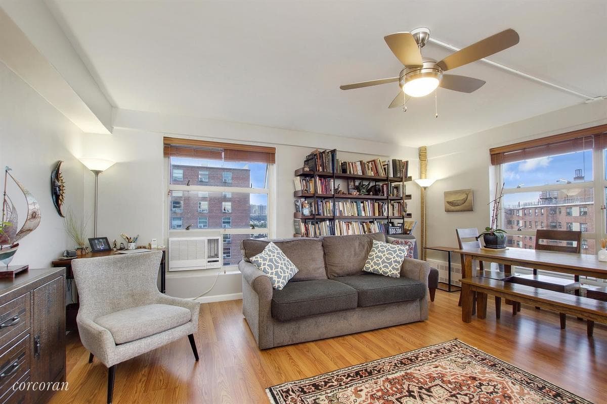Enjoy sunsets, river views and lots of building extras in this Morningside Heights one-bedroom